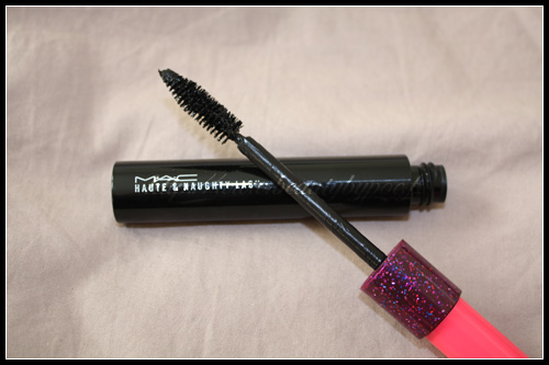 mac-mascara-haute-and-naughty-02 Mac Mascara Haute & Naughty Lash