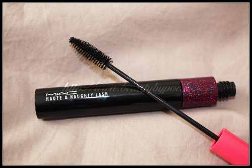 mac-mascara-haute-and-naughty-03 Mac Mascara Haute & Naughty Lash