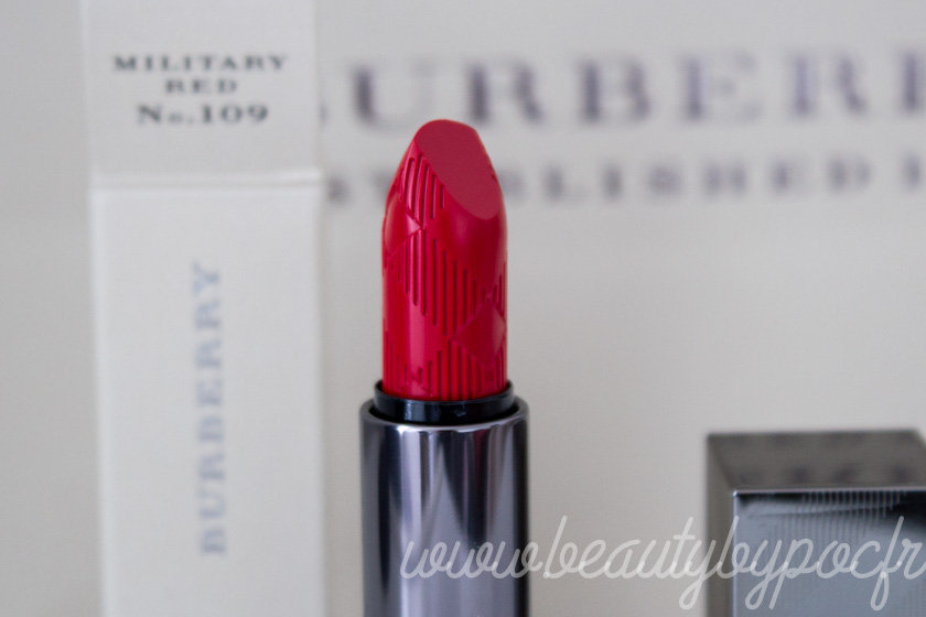 Burberry : Burberry Kisses n°109 Military Red / Rouge rouge rouge !
