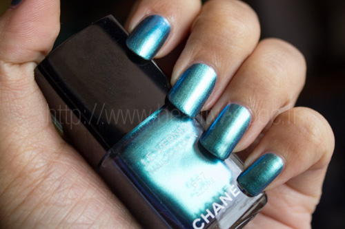CHANEL : Le Vernis #657 Azuré - L'été papillon / Eté 2013