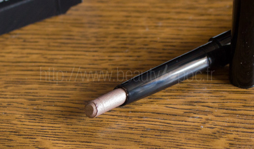 CHANEL : Stylo Eyeshadow #07 Moon River