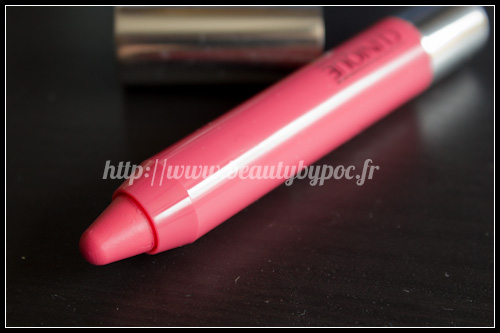 clinique-chubby-stick-curvy-candy-02 Clinique : #14 Curvy Candy & #11 Two Ton Tomato / De nouvelles teintes dans les Chubby Sticks !