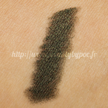 clinique-quickliner-for-eyes-intense-07-intense-ivy-05 Clinique : QuickLiner for Eyes Intense - 01 Intense Black & 07 Intense Ivy / Printemps 2012