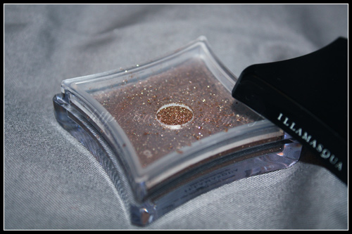 Illamasqua Pure Pigment Ore - The Art of Darkness Automne Hiver 2010