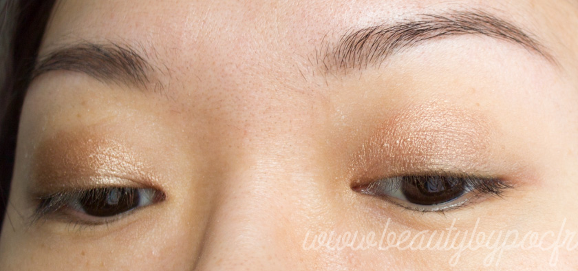 Make-up #110 : Maquillage nude et discret avec la Naked Smoky d'Urban Decay 
