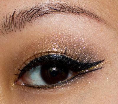 Make-up #70 : De l'or, des faux-cils, du liner ! - MU de fêtes :)