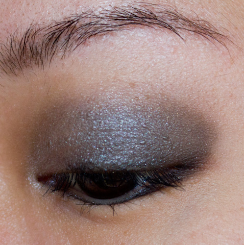 Make-up #84 : Un charbonneux avec Burberry :)