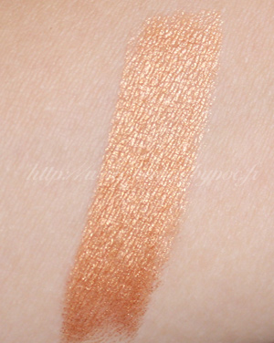 make-up-for-ever-rouge-artist-intense-17-04 Make Up For Ever Rouge Artist Intense n°17 Doré
