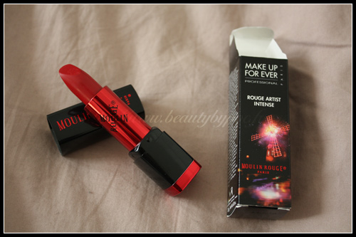 make-up-for-ever-rouge-artist-intense-moulin-rouge-03 Make Up For Ever Rouge Artist Intense Moulin Rouge