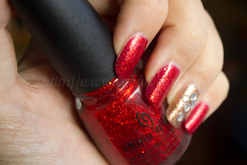 China Glaze Ring in the Red + Estée Lauder Nouveau Riche