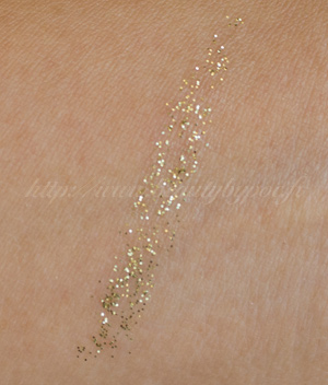 Nars Soft Touch Shadow Pencil Queen / Summer 2011