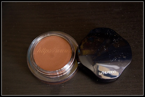 Shiseido Ombre Crème Satinée Sable Mist & Leather