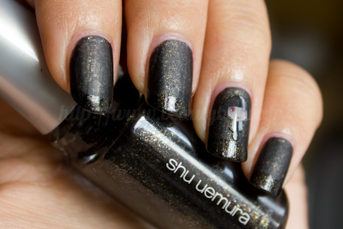 Shu Uemura x Karl Lagerfeld : Karl Black