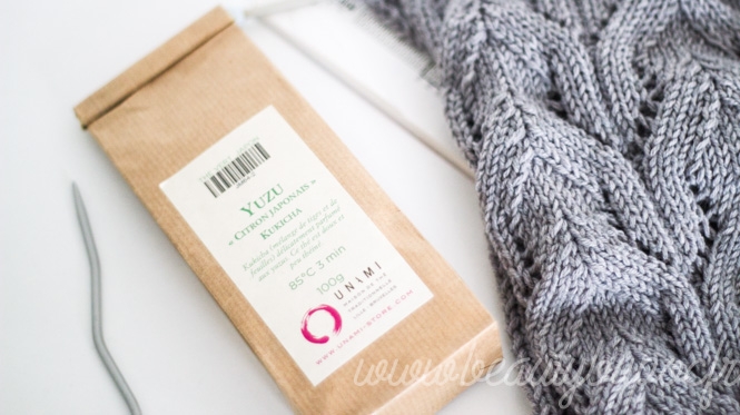 Tricot & thé : Yuzu Kukicha d'Unami et tricot tout doux de Phildar